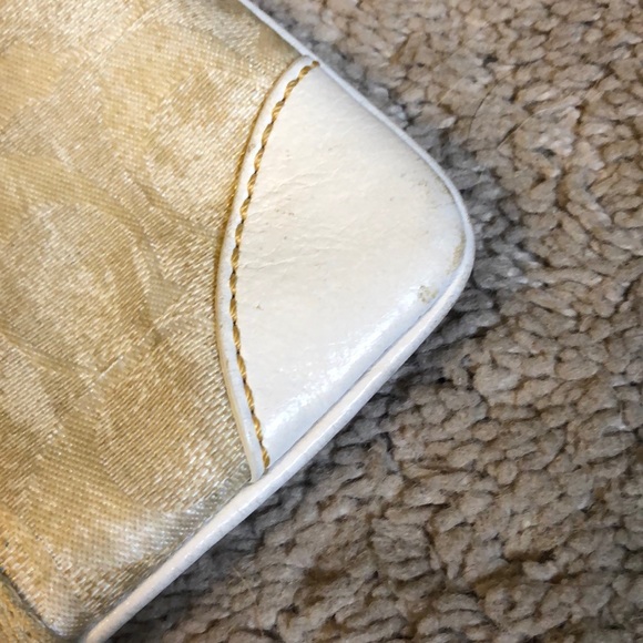 Limited Edition Coach Wristlet - Picture 5 of 7